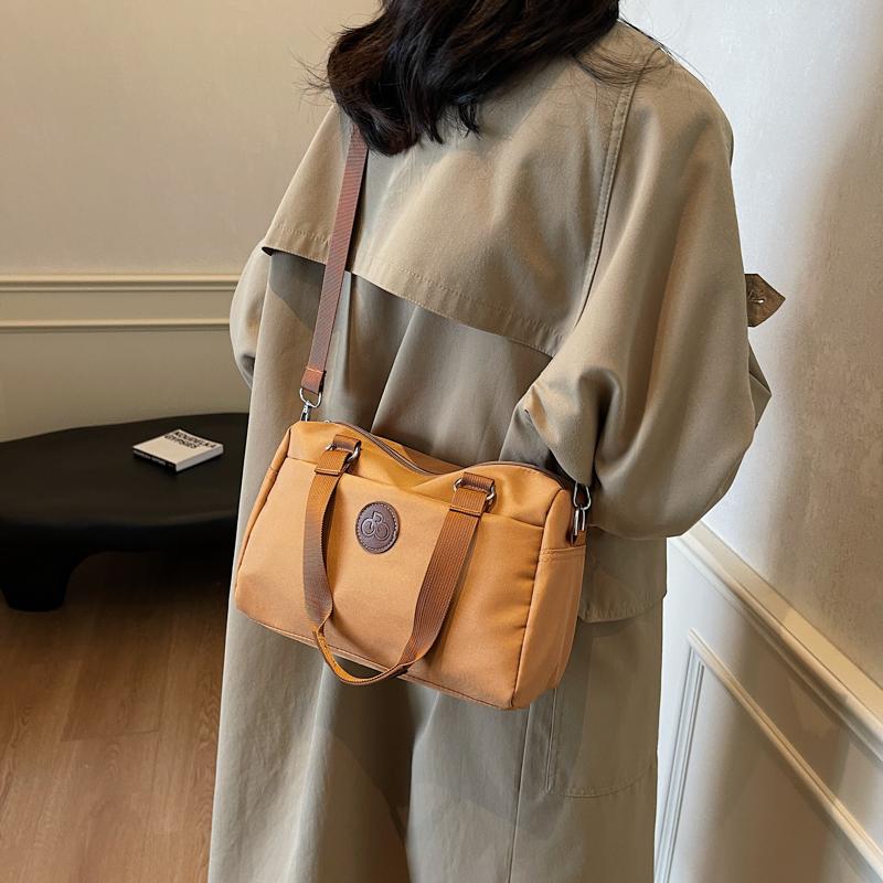 Large Capacity Tote Bag Women's Solid Color Handbag Commuter Shoulder Crossbody Bag