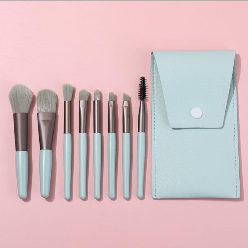 Nová sada 8 mini štětců na make-up Přenosný štětec na oční stíny Powder Concealer Brush Jemné nástroje pro krásu vlasů pro začátečníky