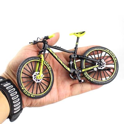 1:Model 10 mini kol z lehkých slitin tlakově litý kov Závodní horské kolo Skládané cyklistické ozdoby Kolekce Hračky pro děti