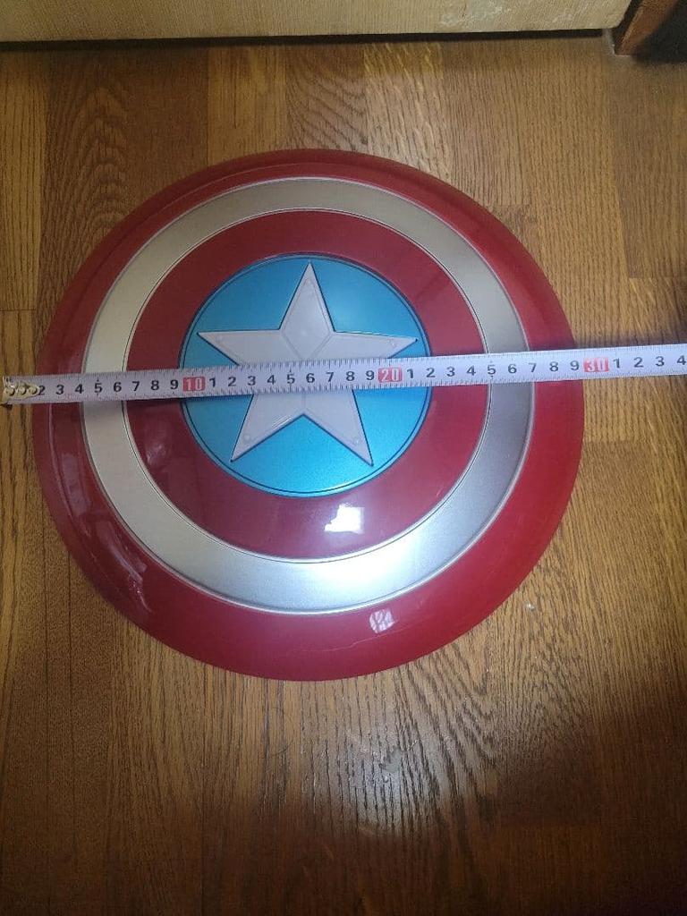 [USED] Avengers Captain America LED Shield Captain America