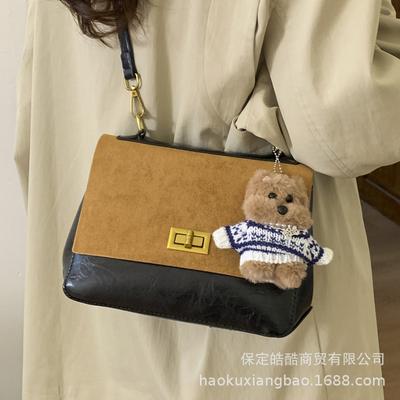 Fashion Retro Matte Bag Women's 2025 New Autumn and Winter Commuting Versatile Messenger Bag Exquisite Super Fire Small Square Bag