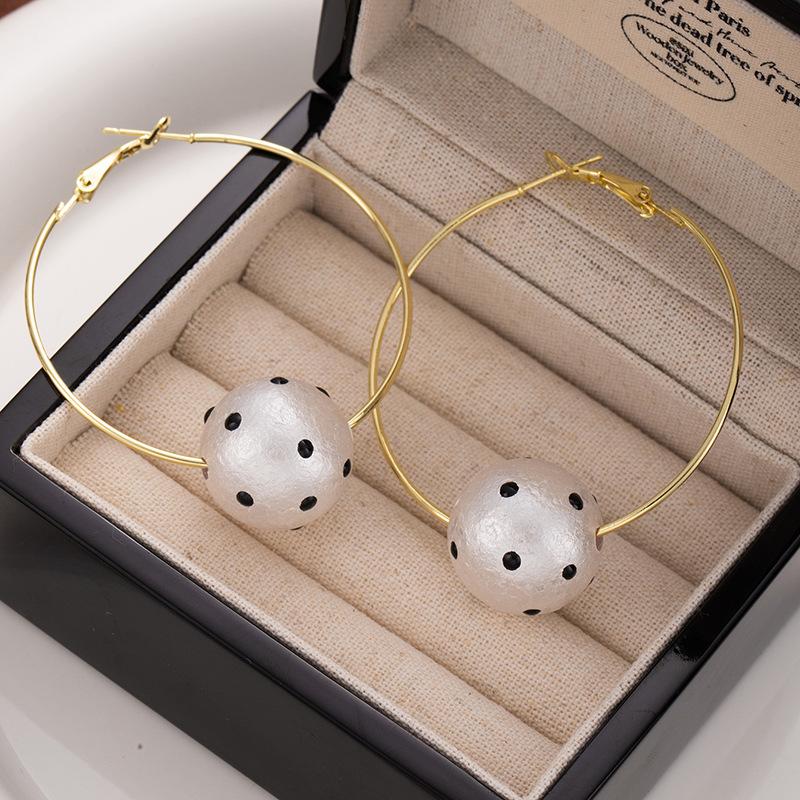 Black And White Polka Dot Pearl Large Earrings High-End Earrings 925 Silver Needle Earrings Women'S Fashion Jewelry Supply