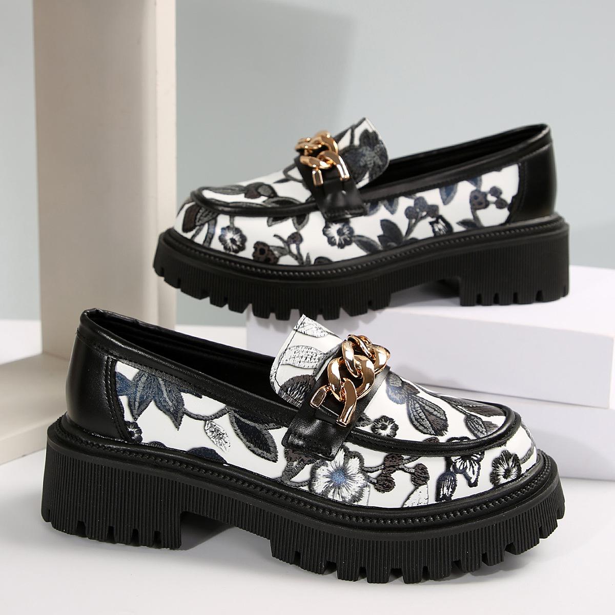 

British style small leather shoes 2025 spring new embroidered platform women s shoes round head metal chain one pedal shoes women 42