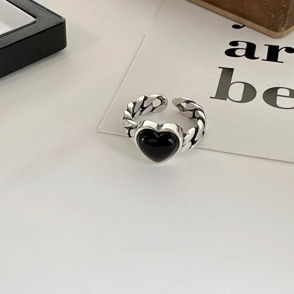 Retro Heart Chain Open Ring: Distressed Black Geometric Design for Girls & Best Friends