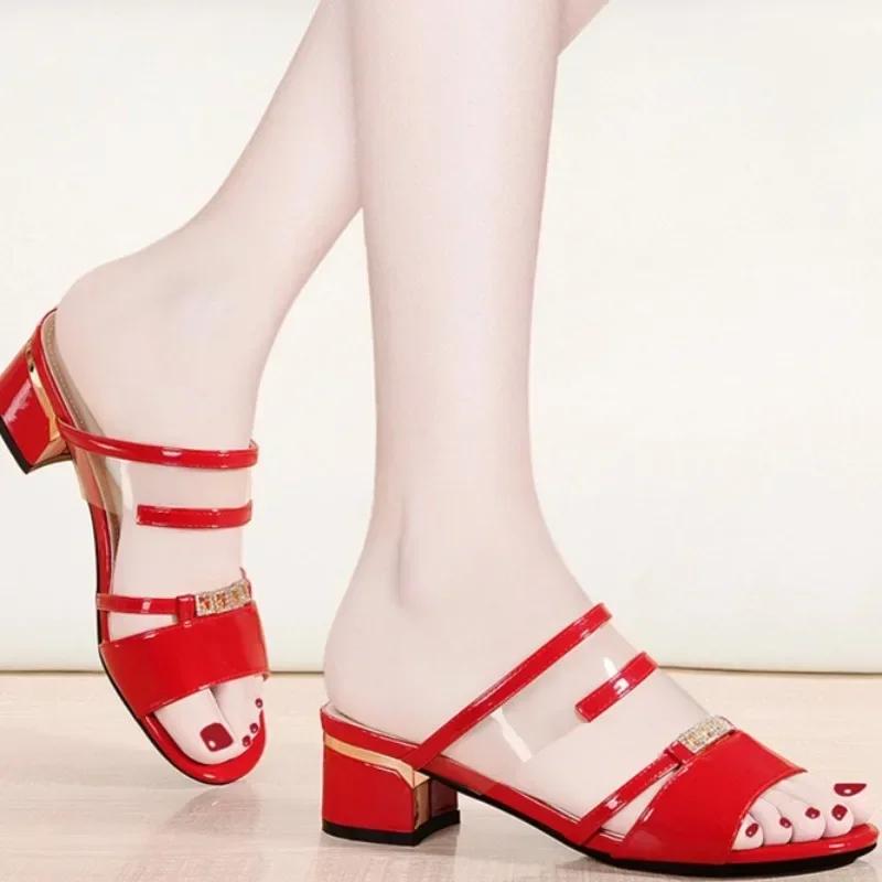 Ladies Shoes 2025 Summer Modern Slippers Women Outdoor Fashion Metal Decoration Med Heel Women's Elegant Open Toe Dress Sandals