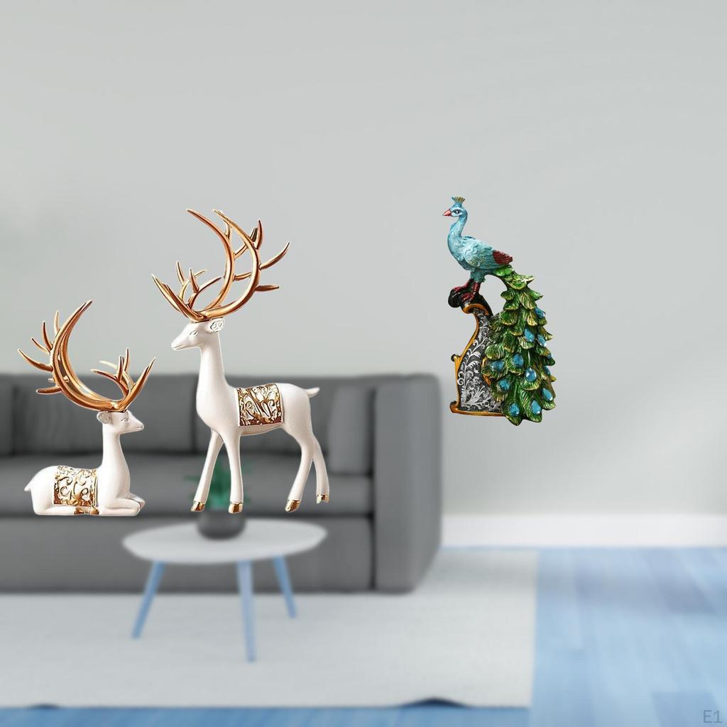 European Reindeer And Peacock Animal Sculpture Collection Elegant Tabletop Ornament for Bedroom