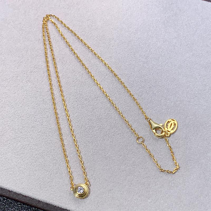 V Gold High Version One Diamond Necklace Women's V Gold Plated 18K Gold Single Diamond Small Round Cake Necklace Flying Saucer Collarbone Chain