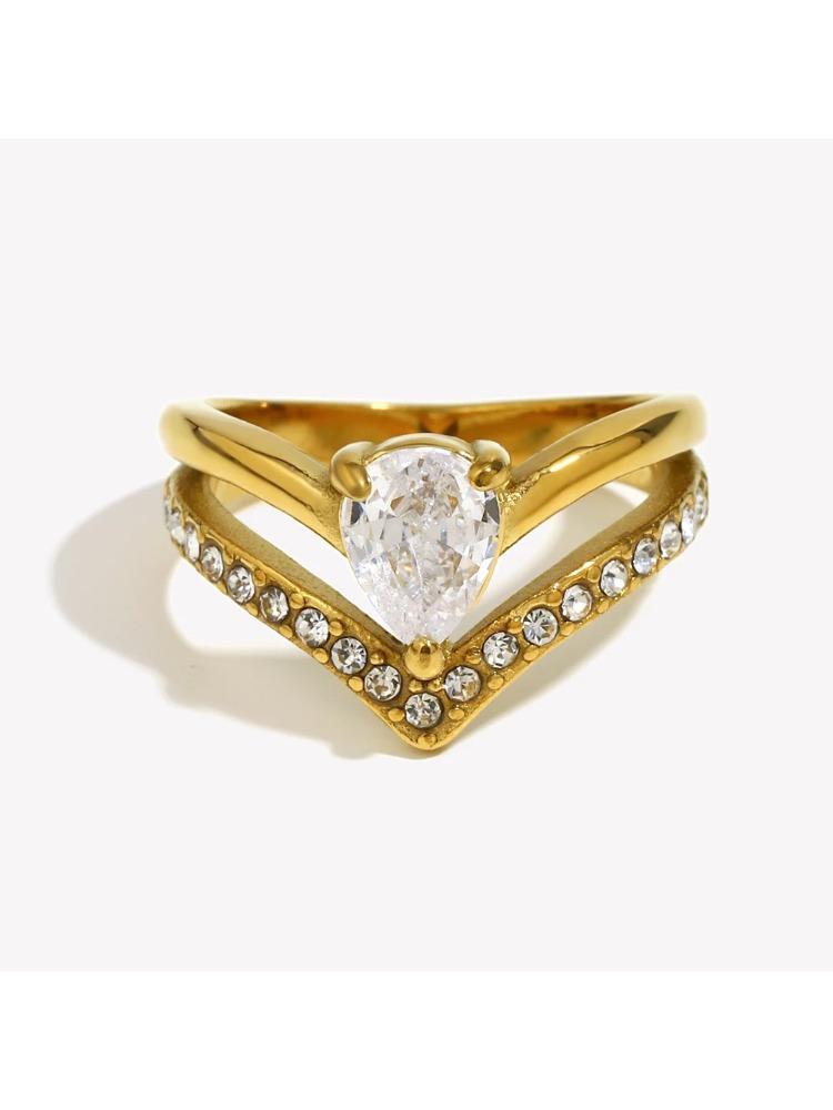 

Elegant Temperament Personality Inlaid Marquise Shaped Zircon Ring 18K Gold Plated Waterproof Stainless Steel 6