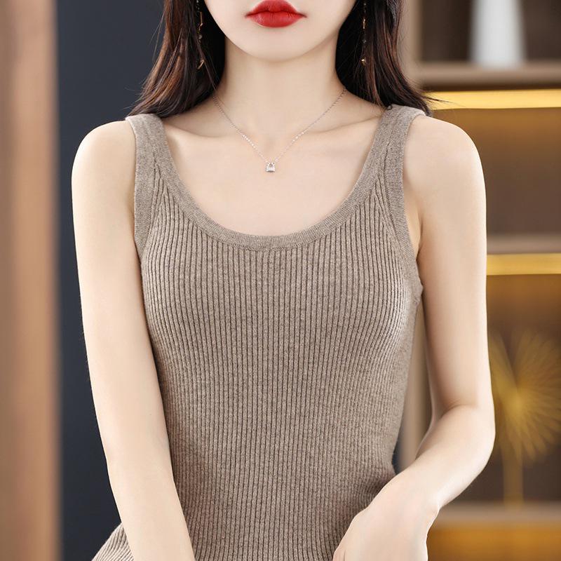 2023 Women's Fashionable Round Neck Pure Wool Sleeveless Knitted Vest Top