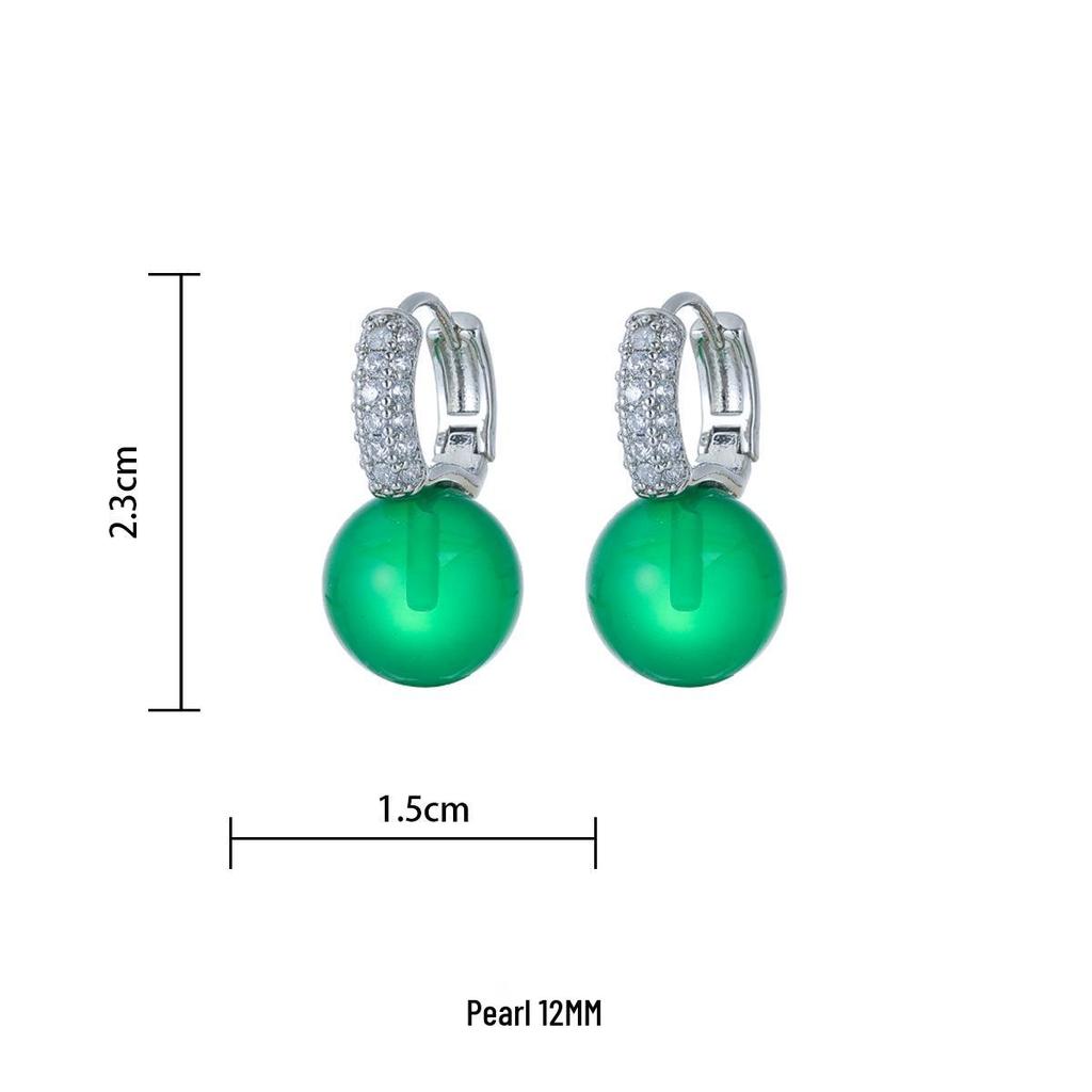 Retro Green Pearl Earrings: High-End Chinese Style Studs for Luxury and Versatile Fashion