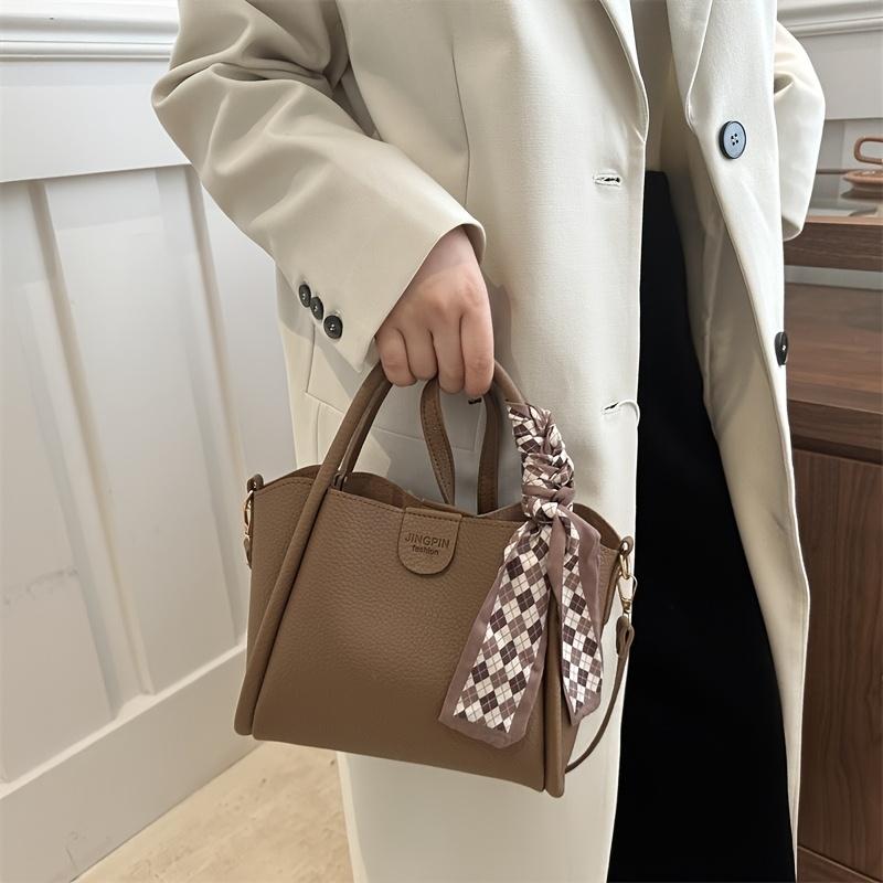 Women's Retro Korean-Style Leather Commuting Shoulder Bag with Detachable Strap & Magnetic Closure