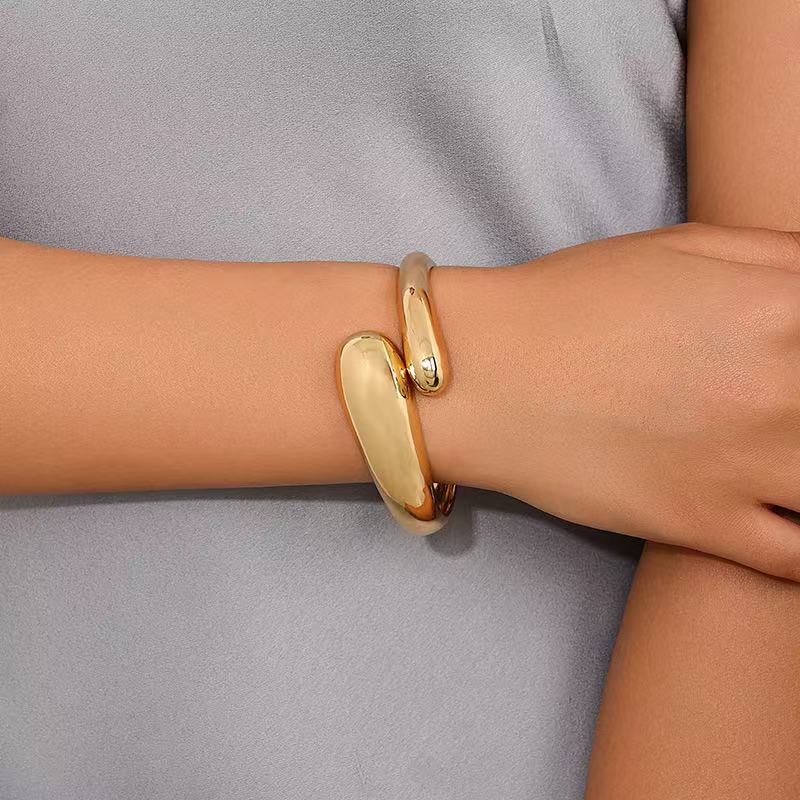 ZA jewelry, exaggerated large water droplet gold-plated glossy mirror hug opening bracelet ins cold wind hand