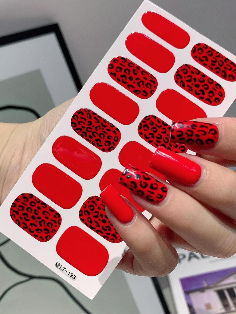 High-Quality Autumn/Winter Leopard & Zebra Print Nail Stickers LT184