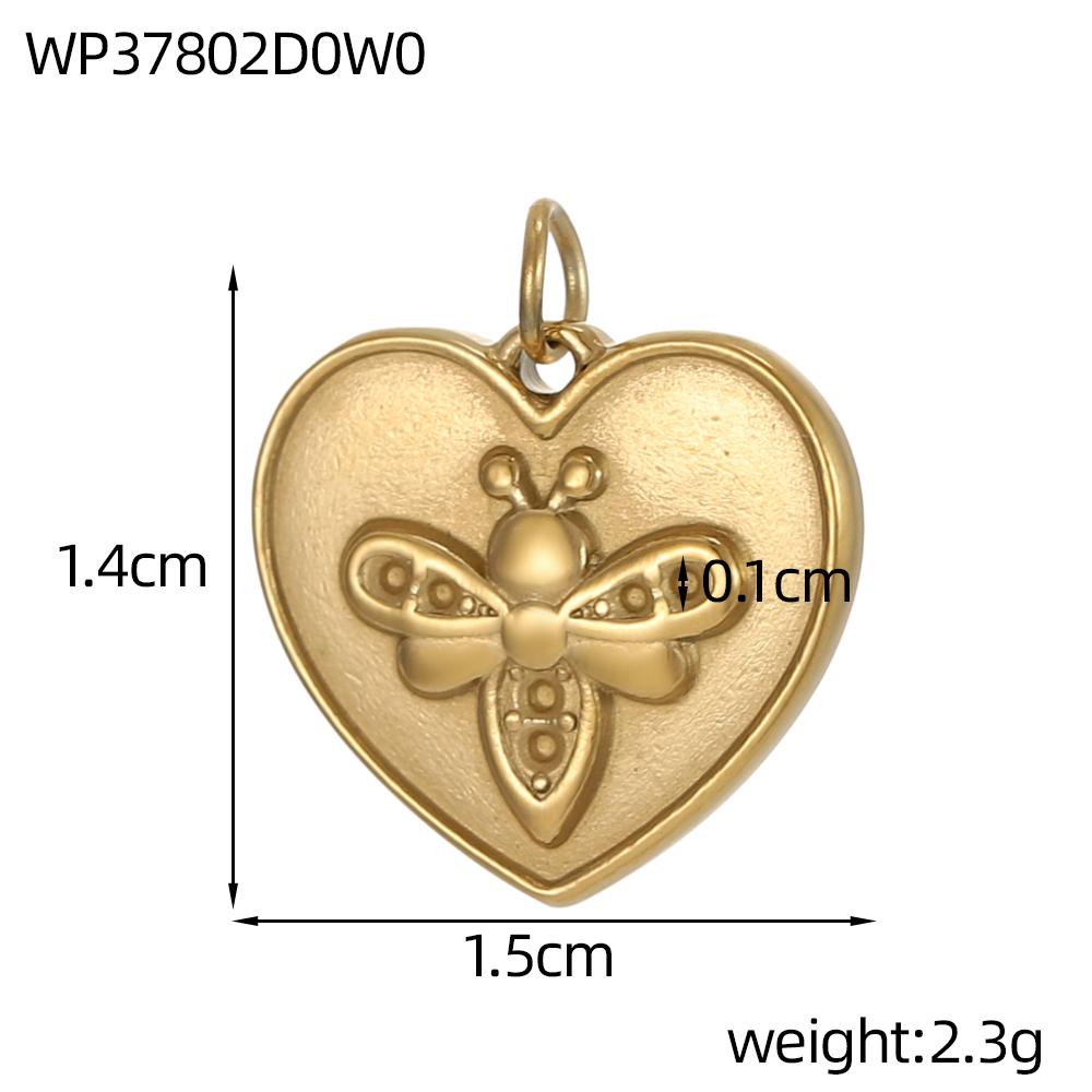 CARLIDANA Trendy 3D Spaceman Astronaut Pendant Space Themed Gold Plated DIY Accessories Stainless Steel Moon Heart Jewelry Charm