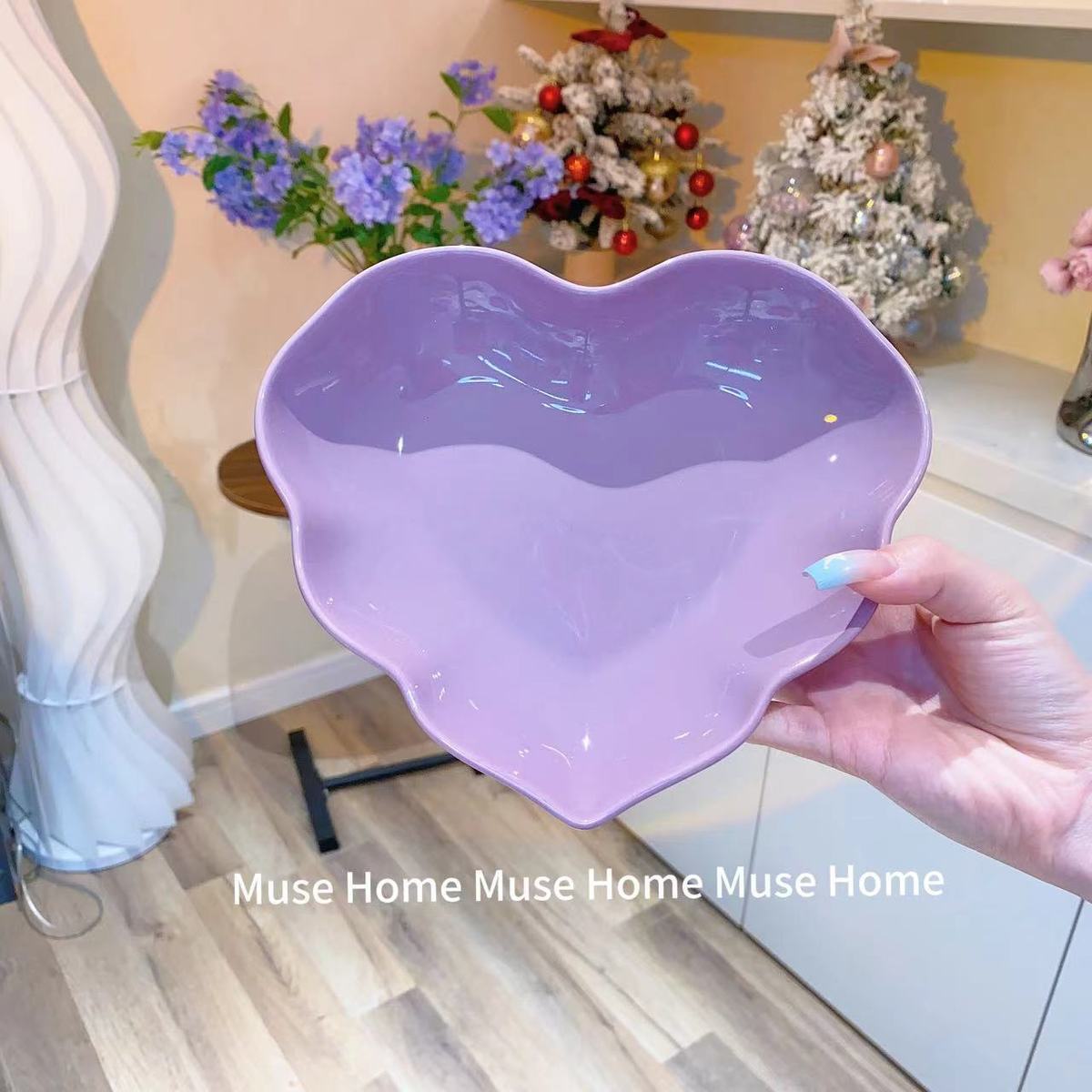 

2025 Новый кремово-пастельный подглазурный расписной 7-дюймовый керамический набор столовой посуды в форме сердца, тарелки, миски для домашнего кухонного использования 7 inches фиолетовый