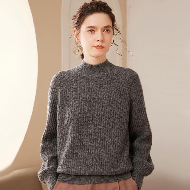 Women's Cashmere Pullover: Loose Fit, Thick 7-Gauge, Half-High Collar, Solid Color Knitwear Sweater for Autumn/Winter.