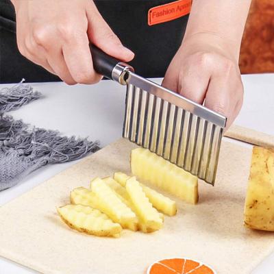1PC Stainless Steel Undulating Potato Knife Multi-functional Kitchen Household Spike Potato Knife Fancy Knife Vegetable Slicer