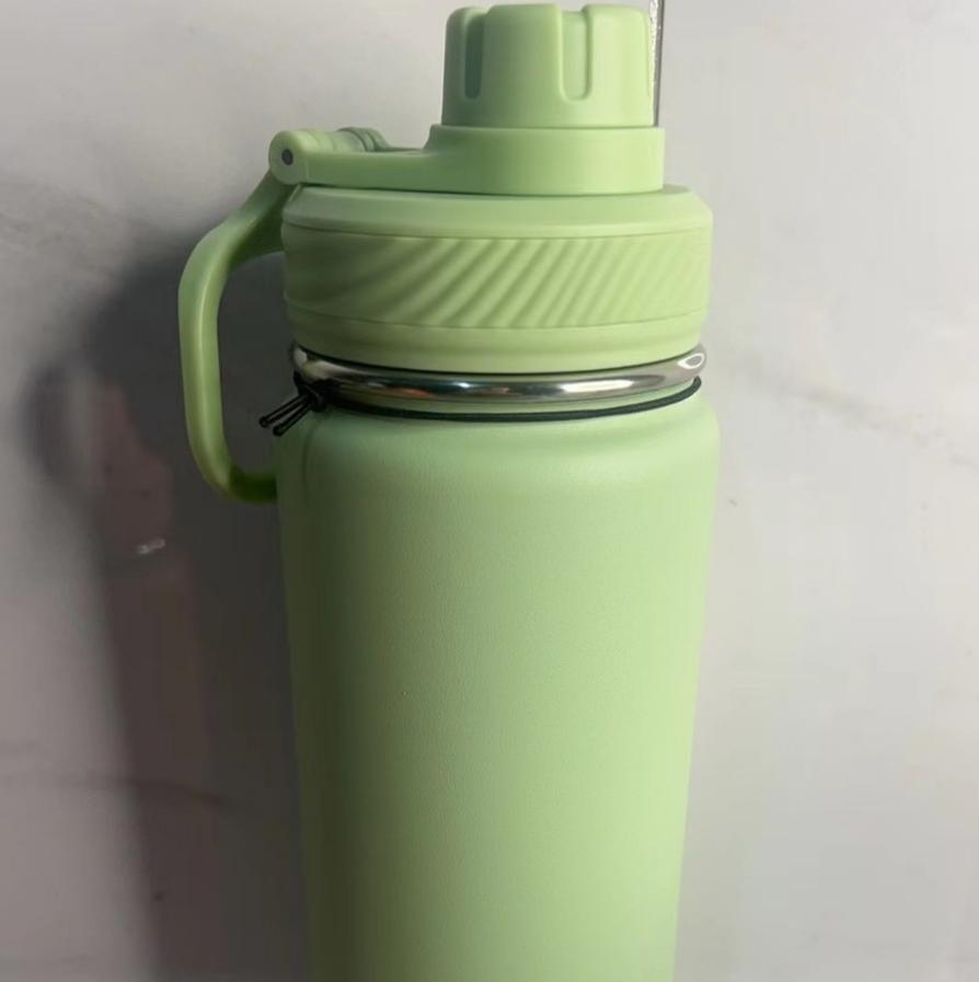 Portable Large Capacity 710Ml Insulated Cup 304 Stainless Steel Yoga Pot For Male And Female Students Couple Cup Holiday Gift Items