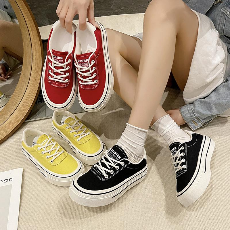 Thick-soled personalized fashion one-pedal canvas shoes spring and autumn new casual versatile little white shoes breathable lightweight board shoes