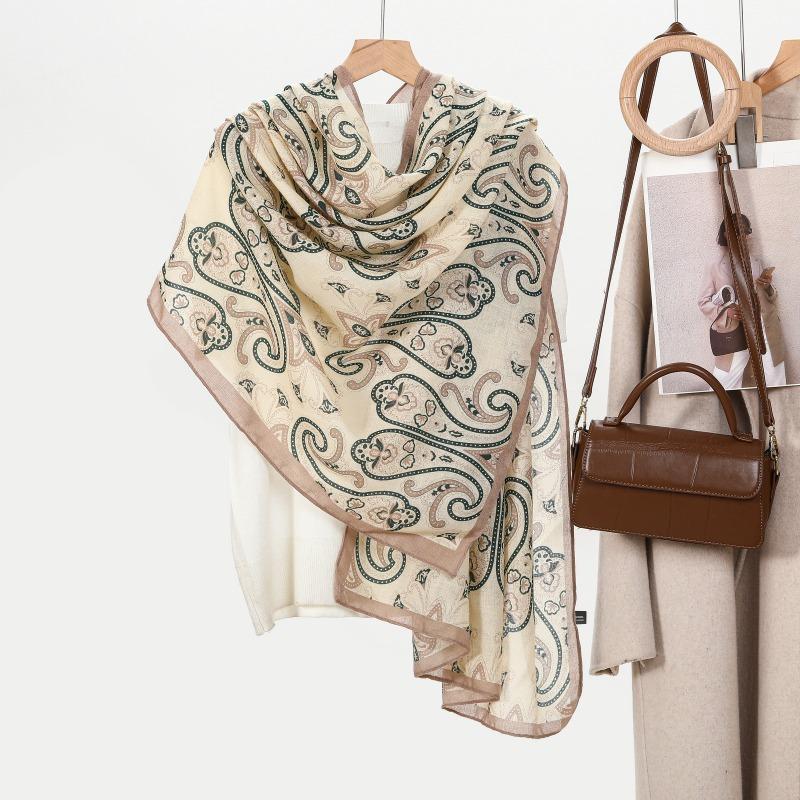 Women's Printed Scarf Spring and Autumn Two-color Cashew Large Size Scarf Summer Beach Shawl Wholesale