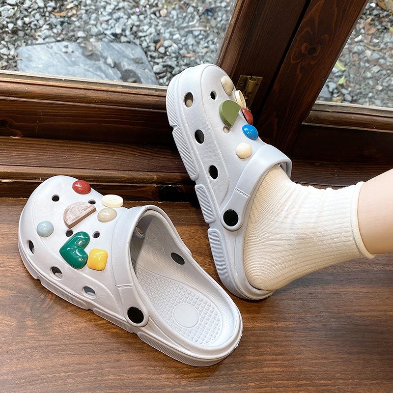 New fashionable and cute platform slippers women's summer couple non-slip beach outer hole shoes