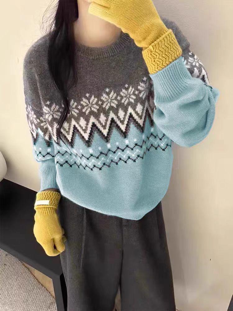 Korean Retro Fair Isle Jacquard Wool Knit Sweater for Women - Casual, Versatile, Slimming, Half-High Neck