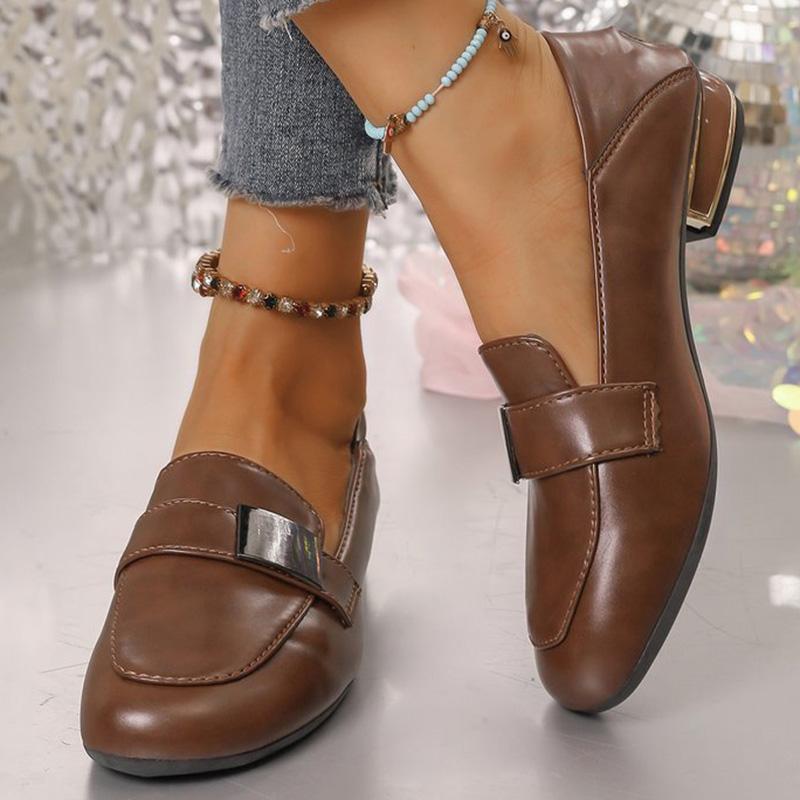 Fashion 2025 Classic Faux Pu Leather Loafers Women Metal Decoration Slip On Flats Shoes Woman Solid Color Round Toe Casual Shoes Female