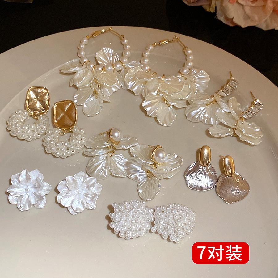 

Silver Needle Diamond Pearl Flower Earrings Set New French Temperament Earrings Light Luxury Premium Earrings Women