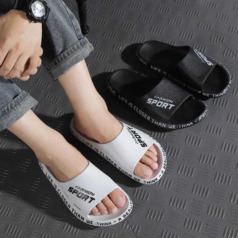 Pantofole da uomo primavera ed estate Ciabatte da interno antiscivolo in  plastica soft bottom acquista in modo economico — spedizione gratuita,  recensioni reali con foto — Joom