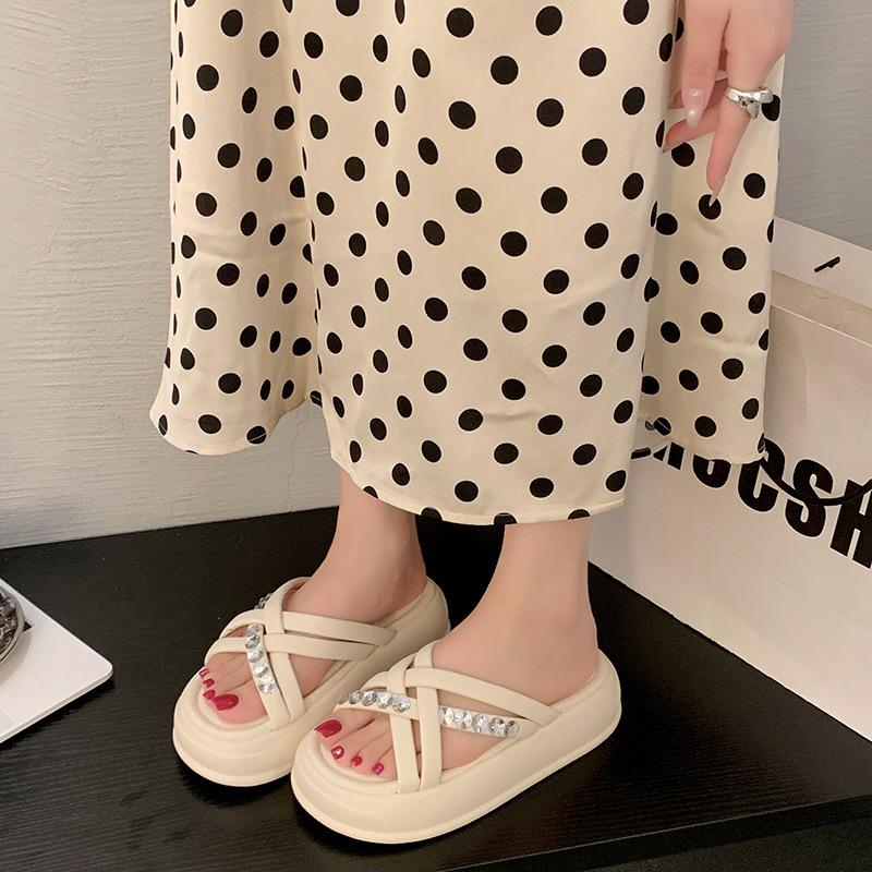 

Beautiful heightening thick-soled cool slippers for women s summer wear fashionable and high-end new models with skirts, beach shoes 35