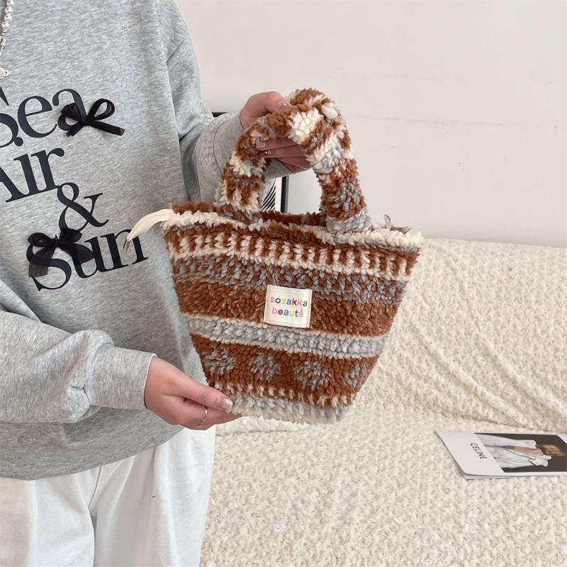 11 Neue Winter Plüschtasche Damen Bento Tasche Punktmuster Einkaufshandtasche für die Arbeit Pendlerhandtasche