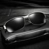 Classic Metal Frame Men Polarized Sunglasses Luxury Brand Designer Sun Glasses For Man Driving Fishing UV400 Vintage Eyewear