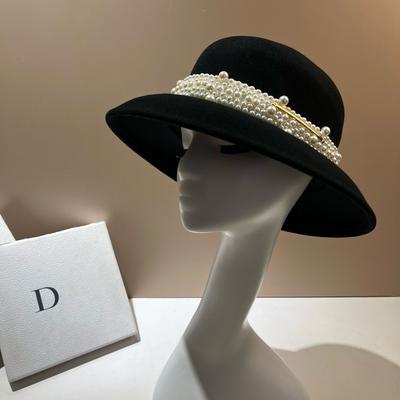 French Hepburn Style Wool Lampshade Top Hat Autumn And Winter High Quality Pure Wool Small Fragrant Wind Pearl Heavy Industry Celebrity Basin Hat