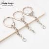 Figure-Eight Keychain with Lobster Clasp - Versatile C-Clip Keyring Accessory