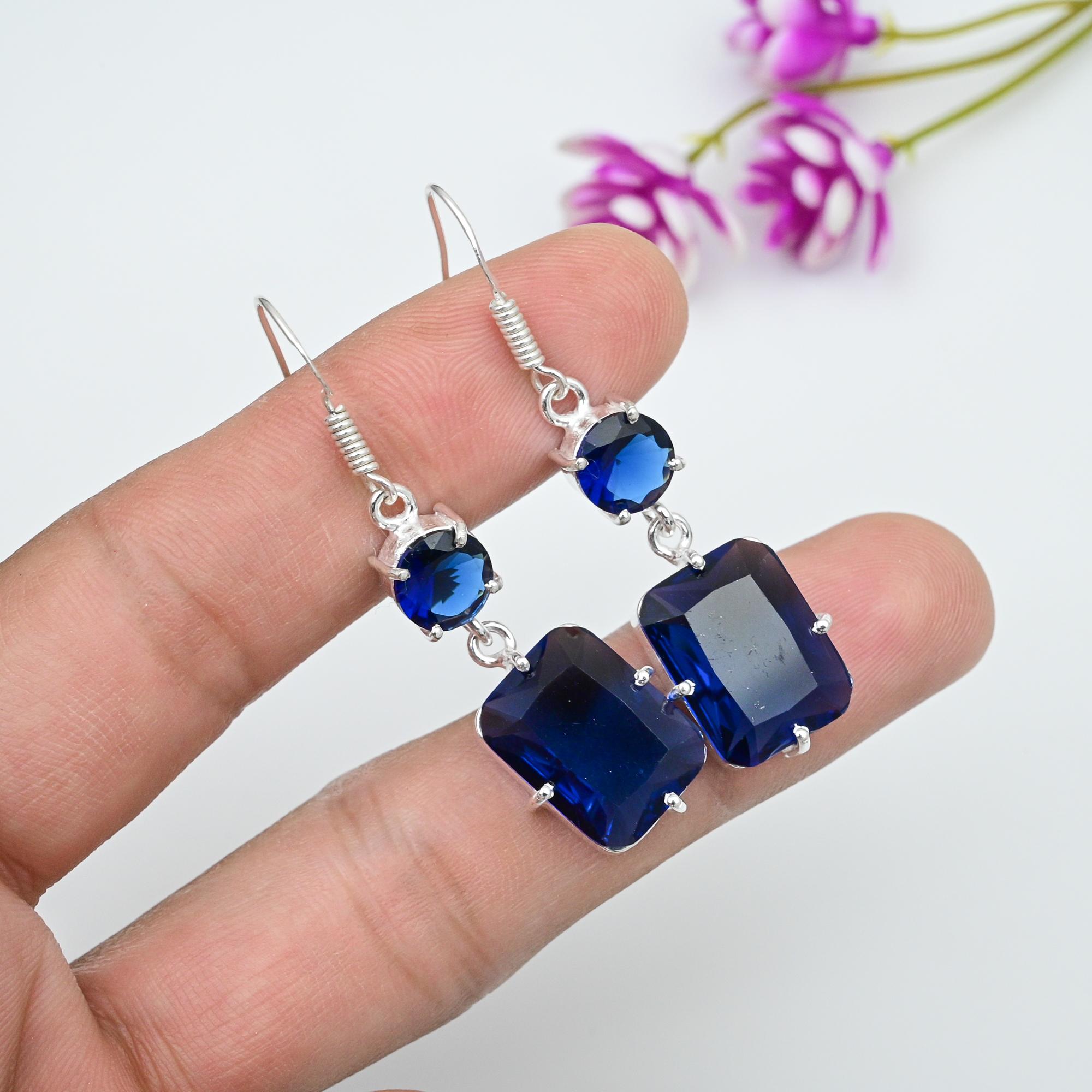 

Серьги с синим сапфиром, серьги с драгоценными камнями ручной работы, серьги из цельного серебра 925 пробы, антикварные ювелирные изделия, для подарка на помолвку 2.08 Inches синий