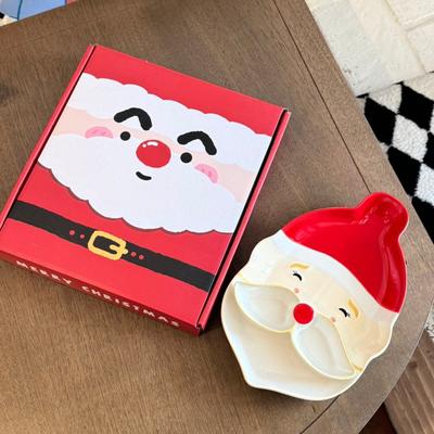 Niedliche Relief Handbemalte Weihnachtsmann Weihnachts-Keramikplatte Unterglasur Kuchen Dessert Teller Geschirr Weihnachtsgeschenk