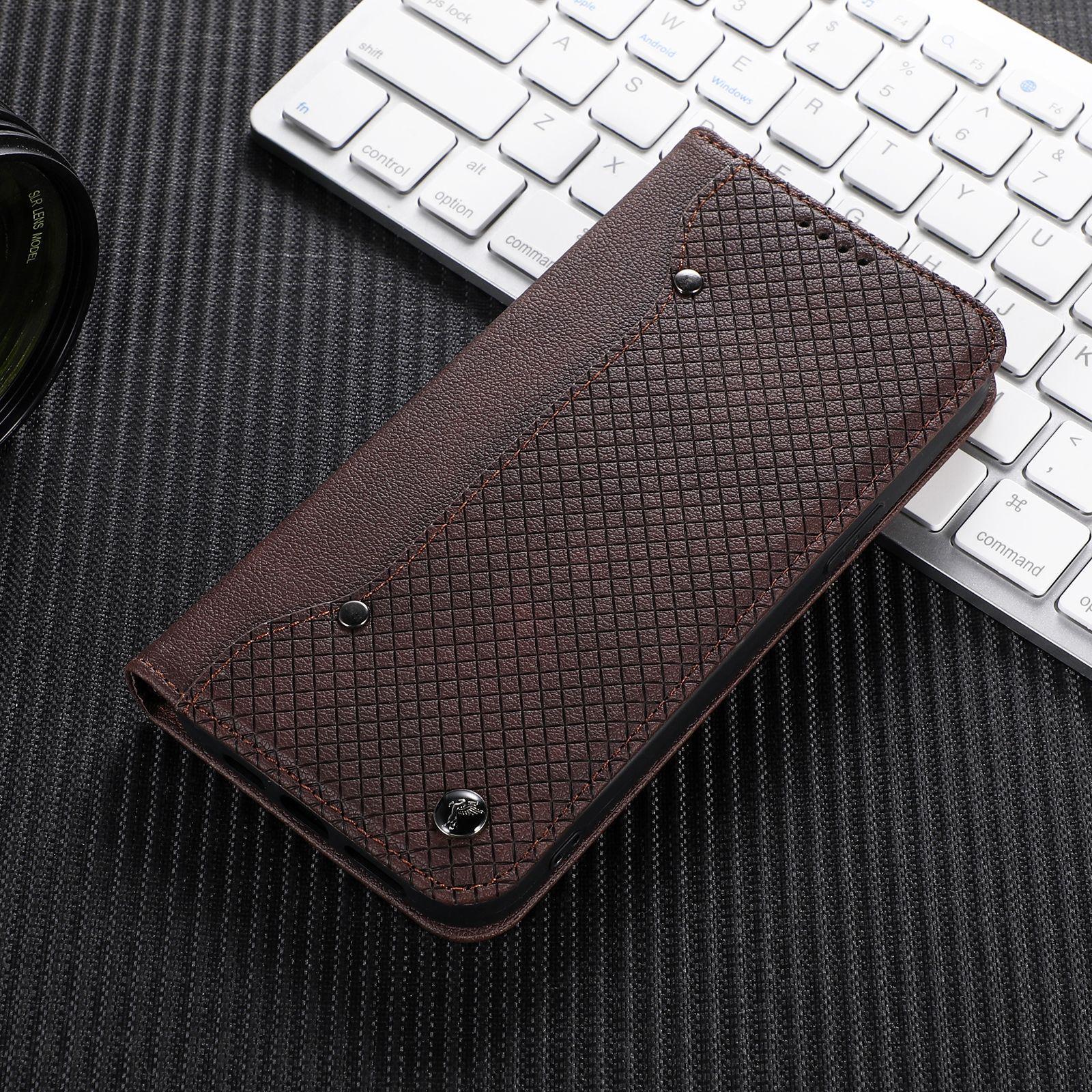 

Кожаный чехол для Samsung Galaxy XCover 7, Honor X8B и Nothing Phone 2A со слотом для карт Samsung A71 4G темно-коричневого