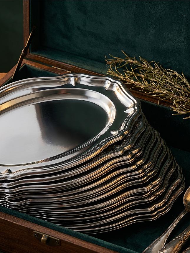 Nordic Light Luxury Oval 304 Stainless Steel Tray for Tea, Fruit, Cake, Cheese, & Dessert