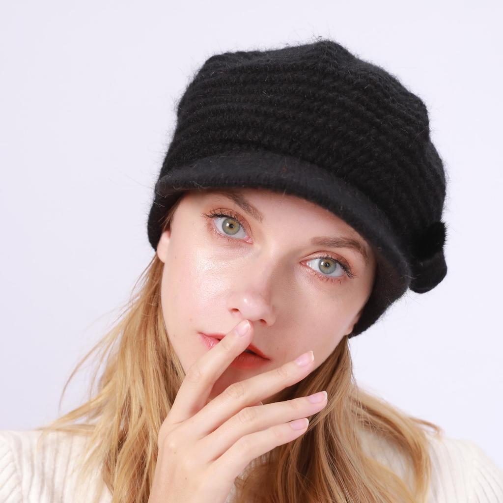 New Style of Women's Autumn and Winter Knitted Woolen Cap with Fleece for Warmth and Cold Protection Fashionable Woolen Beret