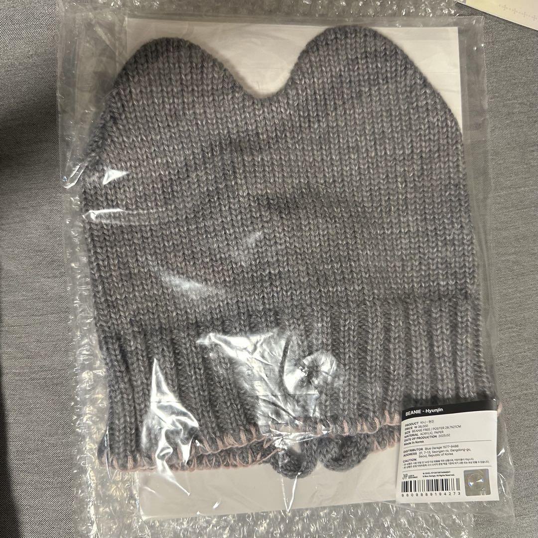 

[USED] Stray Kids Korea Fanmeet Goods Hyunjin Ginillet Beanie with Poster
