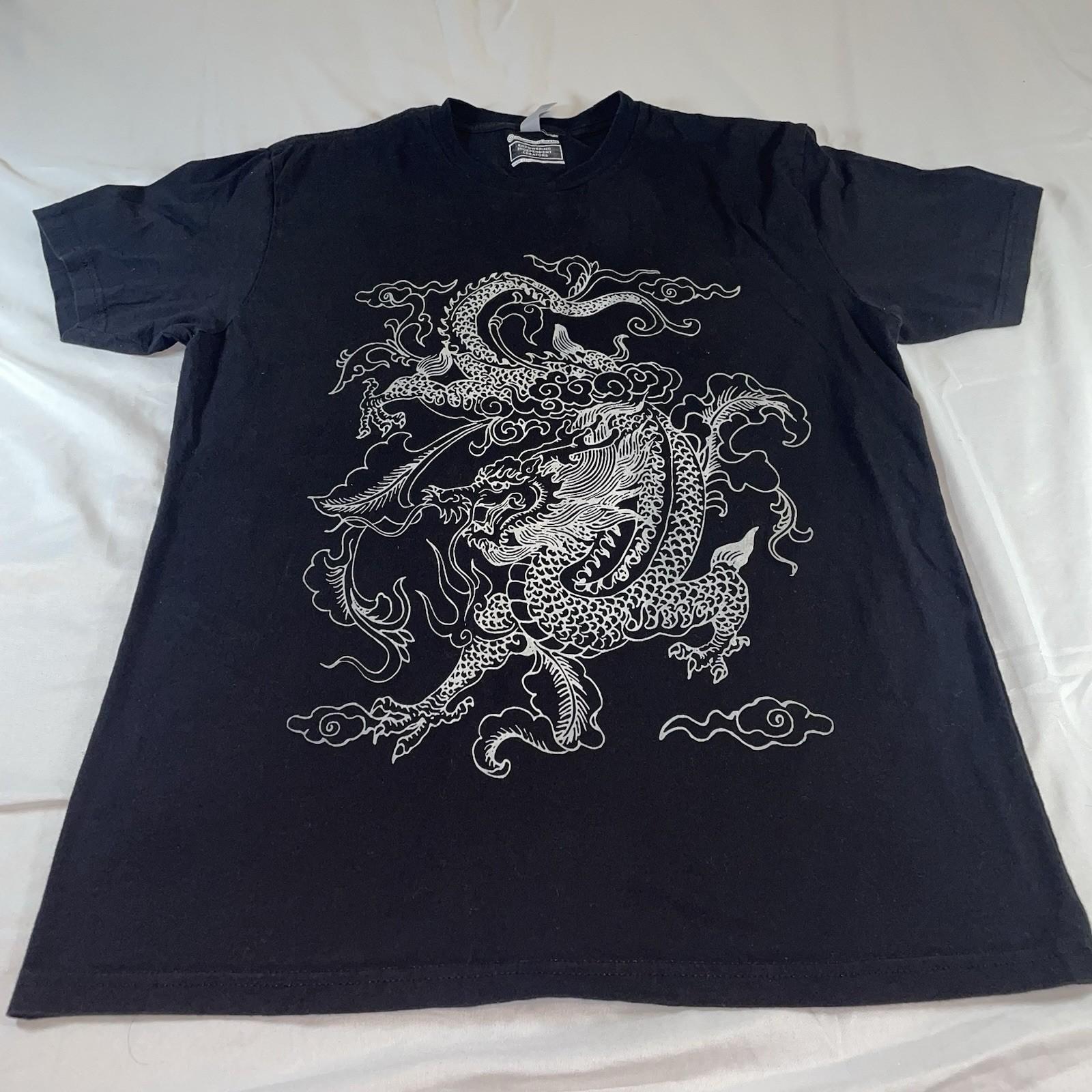 Next Level Chinese Dragon Men’s Size Large O-735 Unisex T-Shirt S