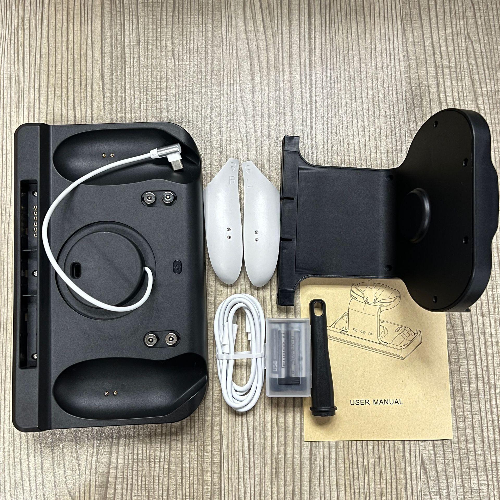 

Зарядная база для Meta Quest 3 VR, беспроводная зарядная стойка с RGB-подсветкой, зарядная база, 2 перезаряжаемых аккумулятора для Oculus/Meat Quest 3 Package:23*10.5*13.7cm чёрный