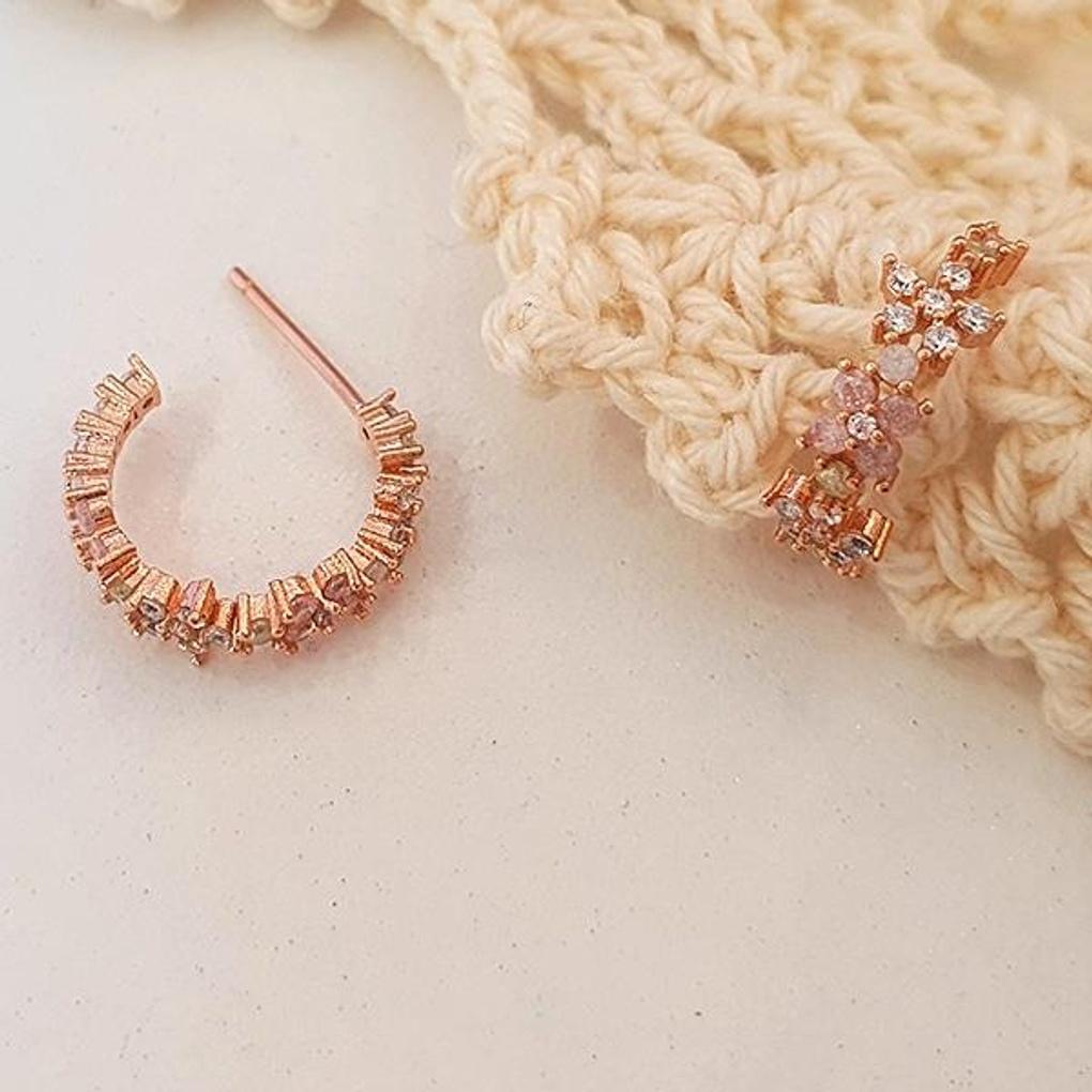 Women's Point Accessory Flower Pink Hoop Earrings