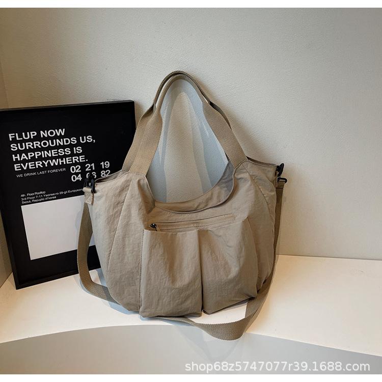 Bag Women's Casual Nylon Cloth Going Out Shoulder Underarm Bag 2025 New Splicing Commuter Shoulder Multi-layer Messenger Bag