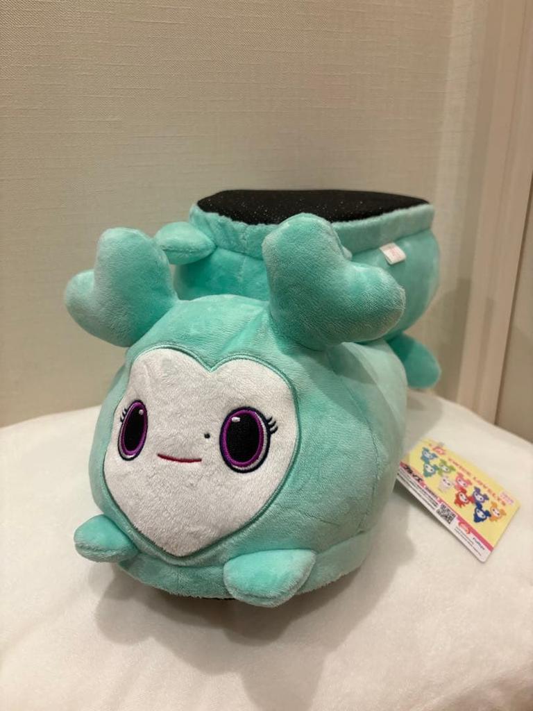 [USED] TWICE LOVELYS Plush Slippers Mina