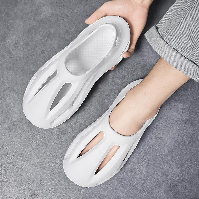 Couples Hole Shoes Summer Coconut Sandals Men's Beach Shoes Fashion Outdoor EVA Sandals and Slippers Baotou Shoes