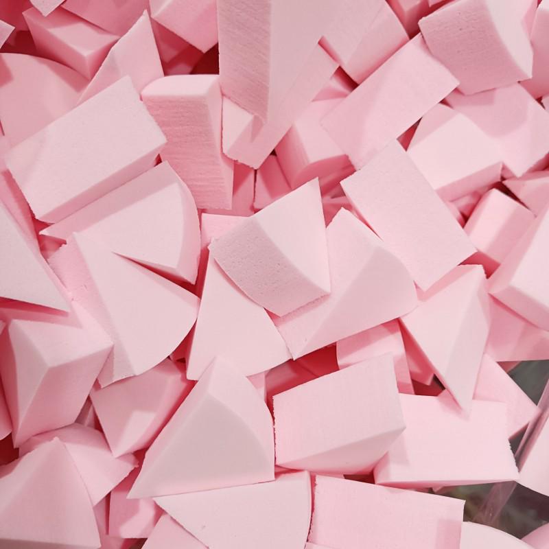 

Латексный NBR Треугольный спонж для макияжа для влажного и сухого использования - Кожаная поверхность Студийная пуховка