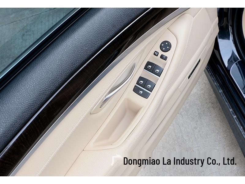 BMW 5 Series F10 F11 F18 Interior Door Handle Inner Shell