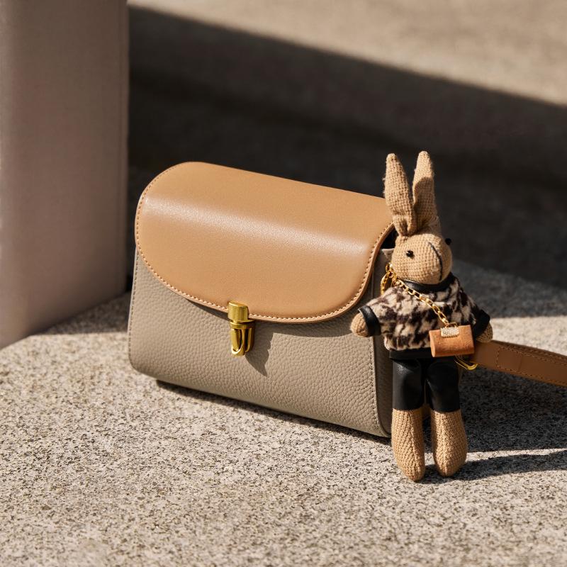 Mrs. Qiao High-End Bag 2025 New Women's Crossbody Bag Trendy Small Bag Women's Autumn Winter Single Shoulder Genuine Leather Women's Bag