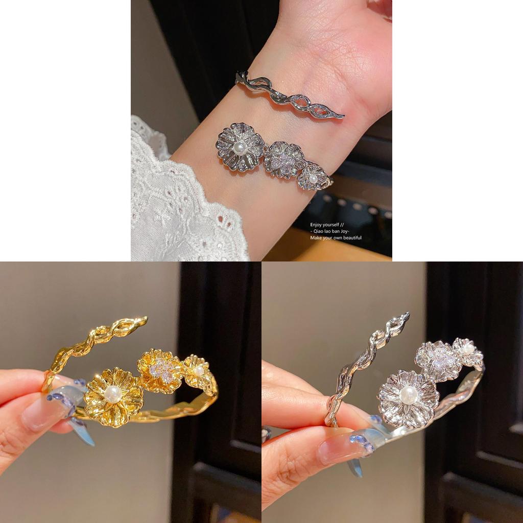 Artistic Floral Zircon Pearl Hand Bracelet With Antique Style For Daily Wear